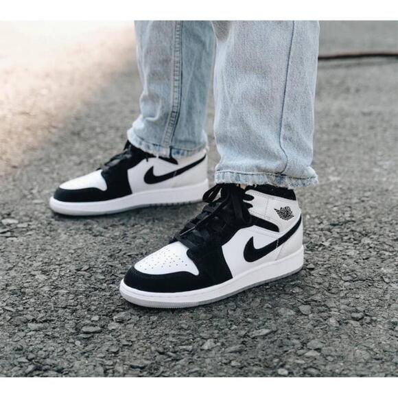 6.5 youth nike to women's